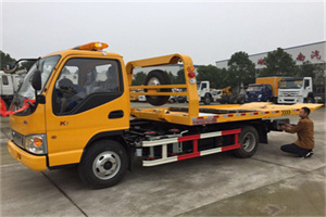 南木林哪里有拖车服务