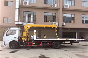 南木林附近汽车轮胎更换