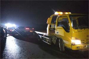 南木林24小时车辆搭电联系电话